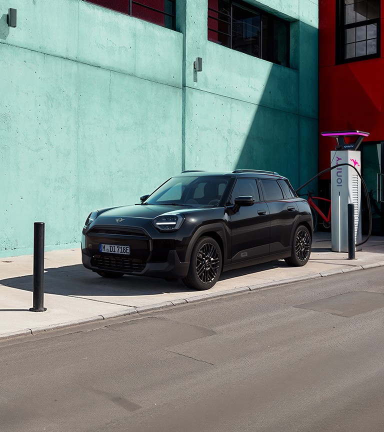 Offerta All-Electric MINI Aceman Blackyard